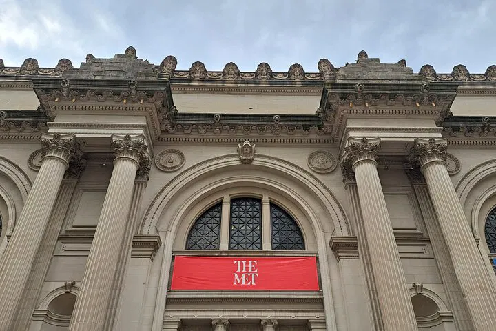 Unveiling Art Treasures: Exclusive Spanish Tour of the MET