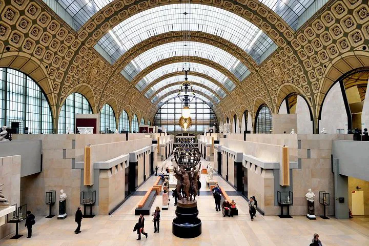 Unveiling Impressionism: A Private Art Journey Through the Musée d'Orsay