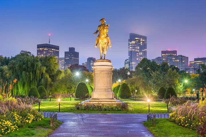 Boston Ghost Tour: Uncover Haunted History!
