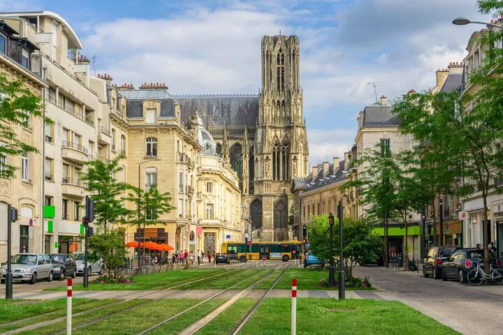 Reims in an Hour: See the City with a Local Expert