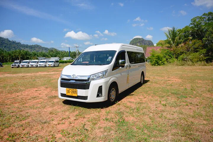 Stress-Free Phuket Transfers: Hotel to Airport in Comfort
