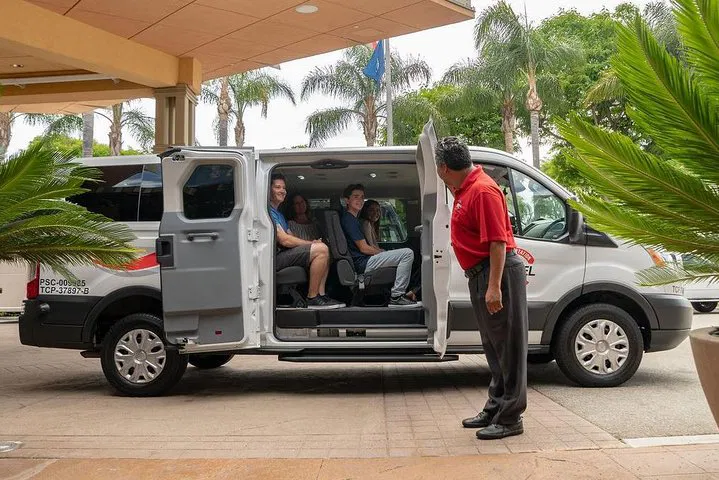 Stress-Free Airport Arrival: Shared Ride to Anaheim Hotels