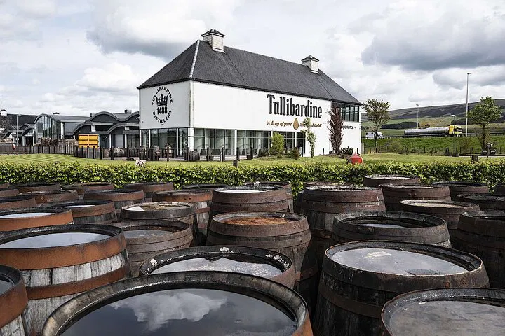 Indulge in a Luxurious Private Whisky Tour of the Scottish Lowlands