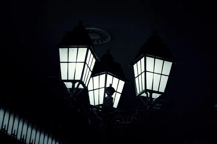 Uncover London's Dark Secrets: Jack the Ripper Smartphone Walking Tour