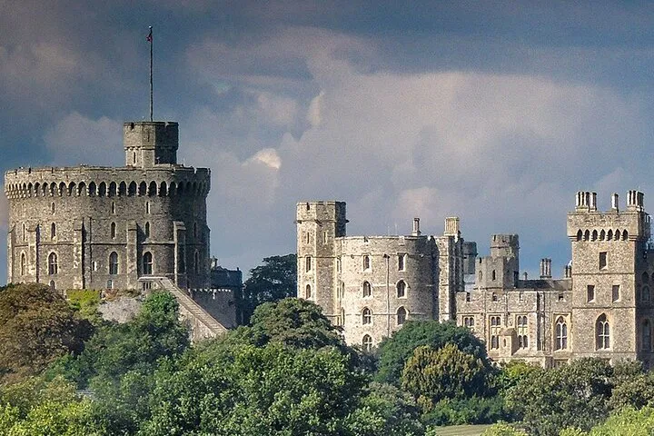 Step Back in Time: Windsor & Eton's Royal Audio Adventure