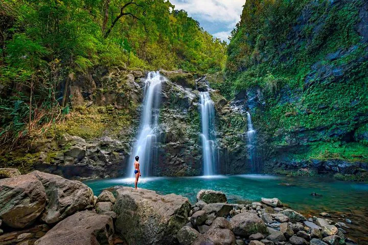 Road to Hana Waterfalls Tour by Mercedes Van