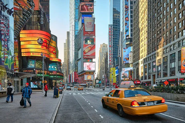 Effortless LGA Transfers: Private Rides to Manhattan