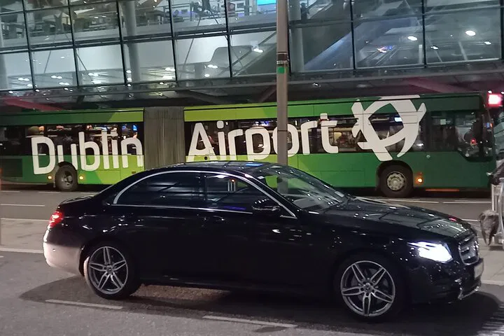 Luxury Transfer: Dublin Airport to Delphi Resort
