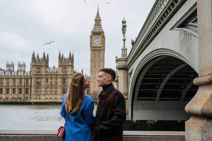Nikole's London Photoshoot: Capture Your Beauty!