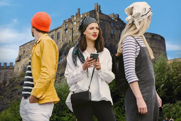 Edinburgh Adventure: Crack Cryptic Clues & Uncover Hidden Gems!