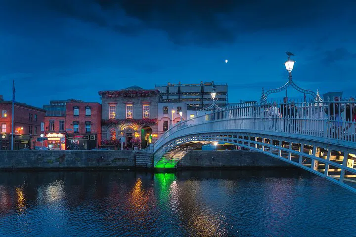 Uncover Dublin's Dark Secrets: A Ghostly Exploration Game