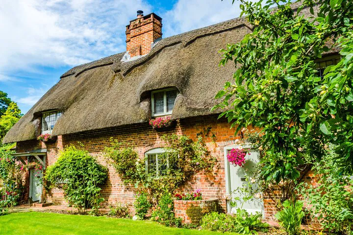 South Downs: Fairytale Villages & Literary History Tour