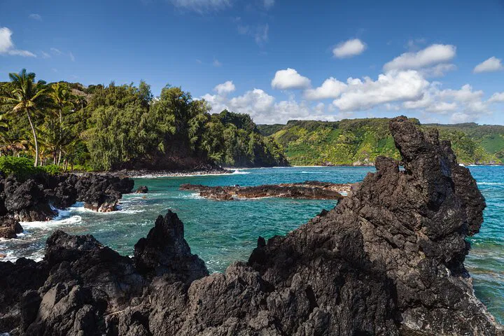 Hana Adventure: Farm Lunch & Waterfall Tour