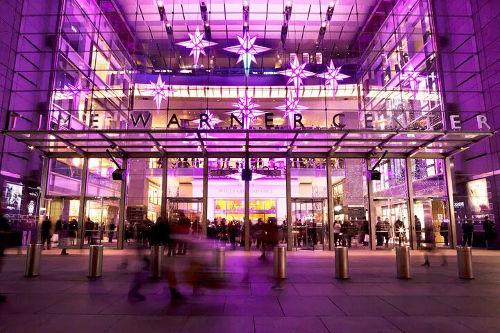 NYC Holiday Movie Magic: Private Lights & Filming Location Tour
