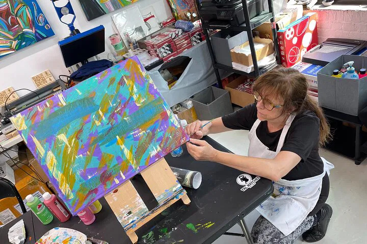 Unleash Your Inner Artist: Abstract Palette Knife Painting in NYC
