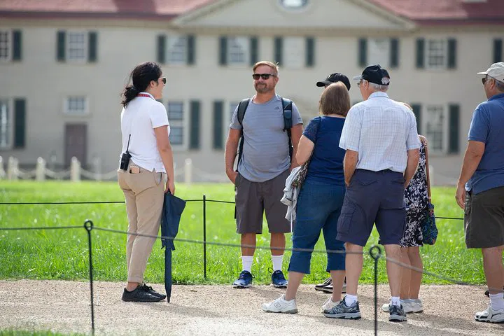 VIP Mount Vernon: Unveiling Washington's Legacy on a Private Guided Tour