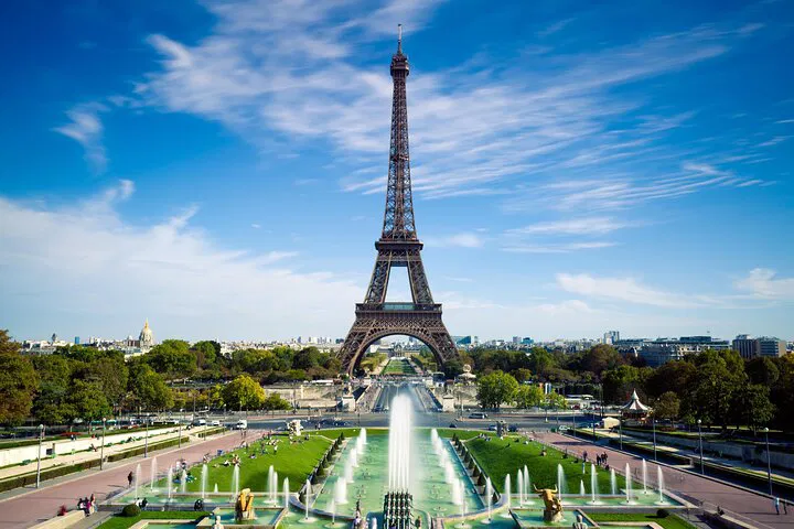 Paris & Normandy 2-Day Tour: Private Car from Paris