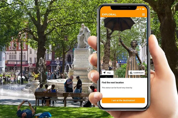 London Covent Garden Scavenger Hunt: Explore & Discover!