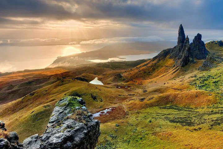Unveiling Skye: A Professional 3-Day Scottish Highlands Adventure
