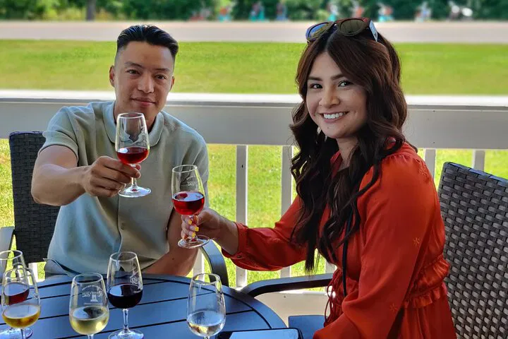 Uncork Niagara: A Luxurious Private Wine & Cheese Escape