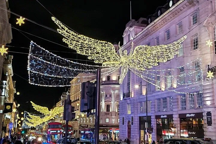 Enchanting London Christmas Lights: A Self-Guided Festive Journey