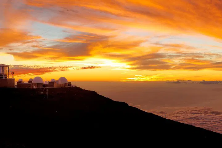 Haleakala Sunset Spectacle: Twilight Tour with Dinner