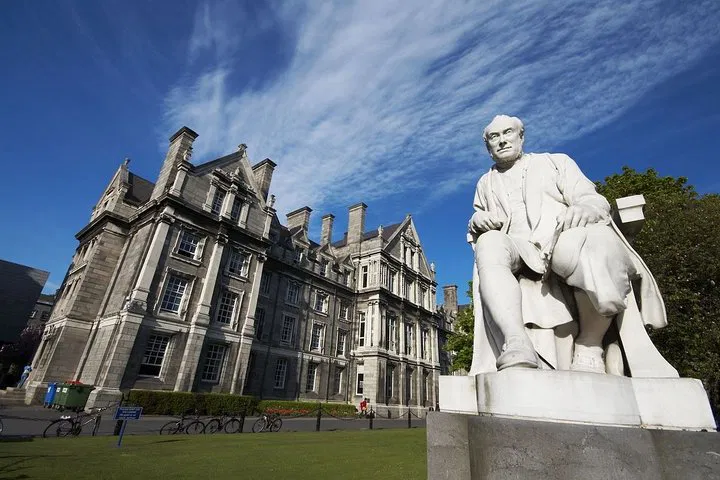 Unveiling Dublin's Charms: A Personalized Walking Adventure