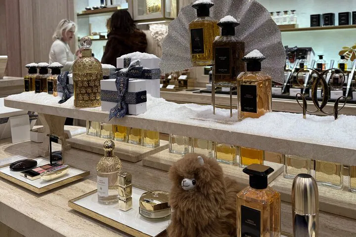 Craft Your Signature Scent: A Private Perfume Journey in Paris