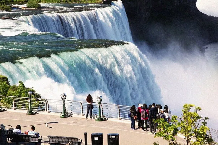 Niagara Falls Train Tour from NYC: Family Fun! Kids 50% Off