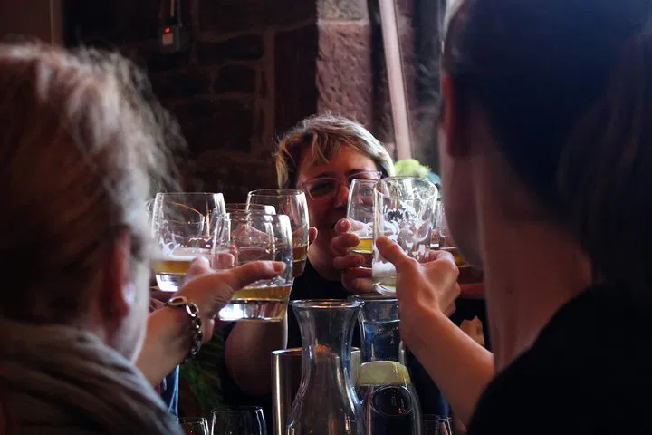 Glasgow's Pubs & History: A Spirited Walking Tour