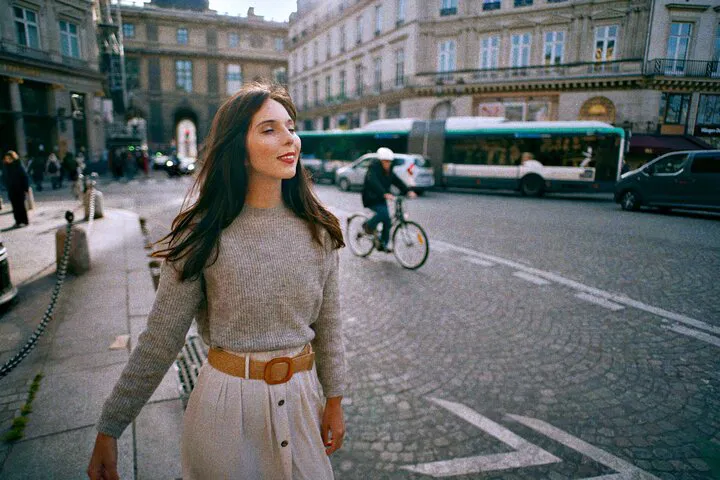 Parisian Star Moment: Photoshoot & Mini-Movie Magic!