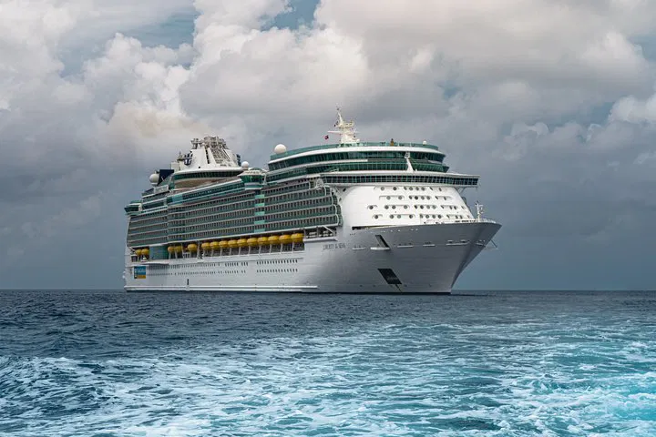 Stress-Free Transfers: Harwich Cruise Port to Gatwick Airport