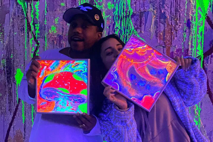 Glow-in-the-Dark Art: Unleash Your Inner Artist in Belize!