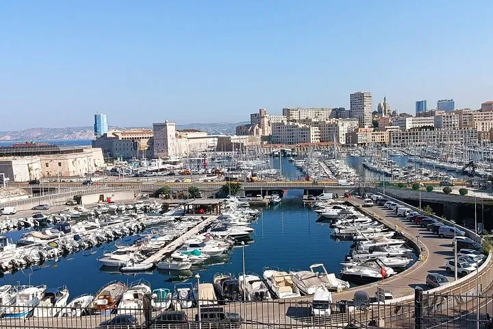 Discover Marseille & Cassis: A Personalized Full-Day Adventure
