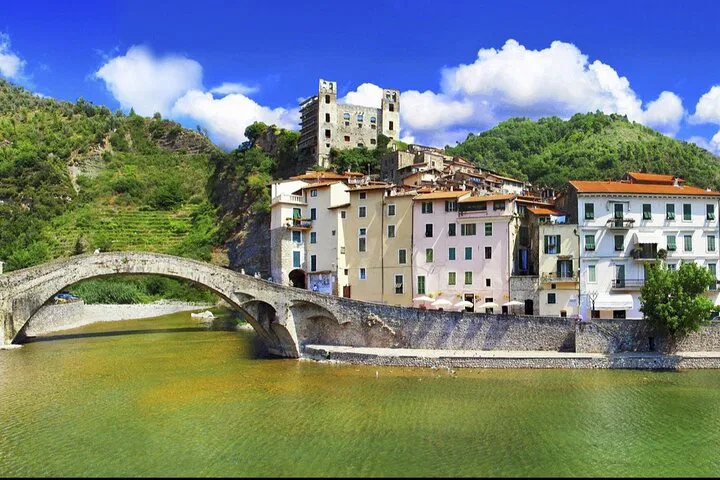 Italy Tour: Dolceacqua, San Remo & Menton - Small Group
