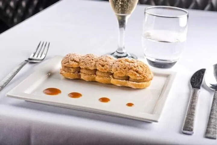 Paris Seine River Cruise: Lunch or Dinner & Free Guide!