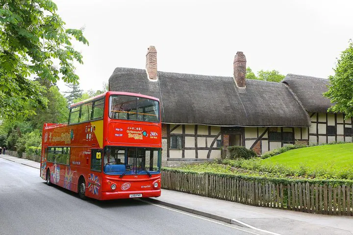 Discover Stratford-upon-Avon: Hop-On Hop-Off Bus Tour Adventure!