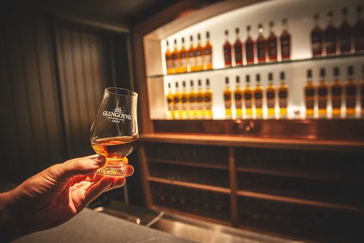 Uncover Scotland's Whisky Heritage: A Guided Distillery Day Trip from Edinburgh