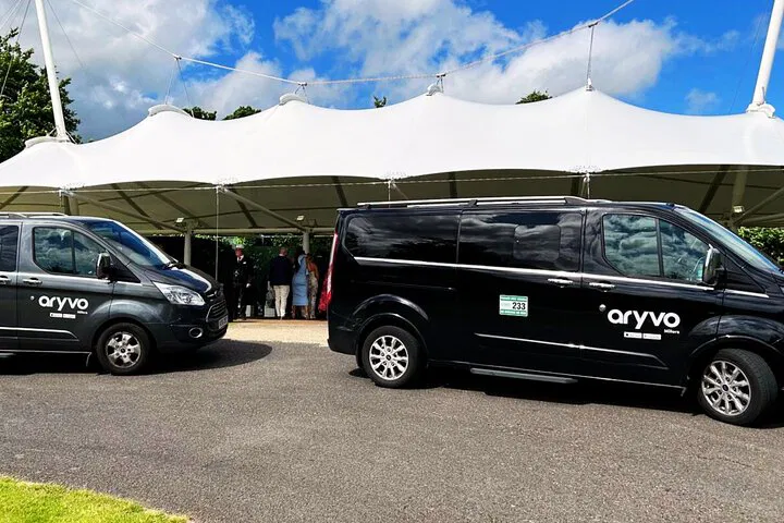 Stress-Free Airport Transfers: Portsmouth to Heathrow with Aryvo