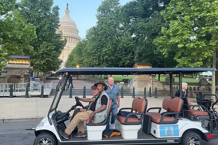 Discover DC's Treasures: A Private Cart Tour Adventure