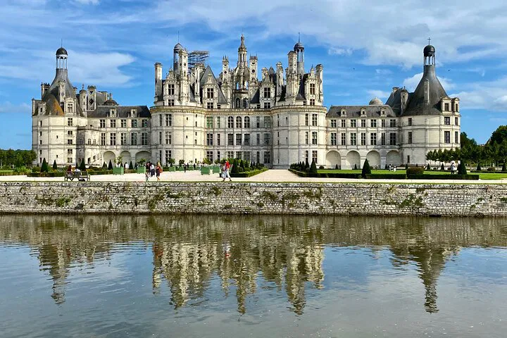 Loire Valley Castles: An Immersive Day Trip from Paris