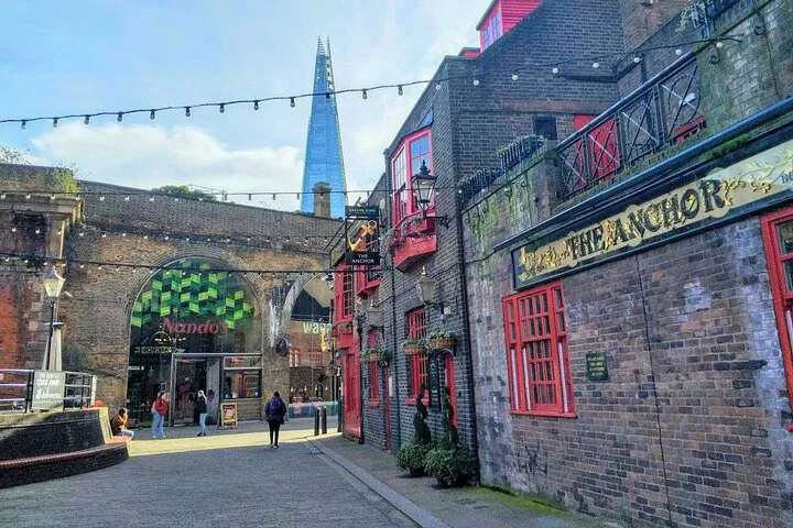 Unleash Your Inner Pirate: Thames Adventure Quest!