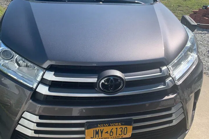 Luxury Door-to-Door NYC & Belize Transfers: Stress-Free Rides Await!