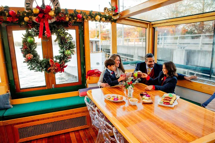 Holiday Cheer Afloat: NYC Brunch Cruise on a Classic Yacht