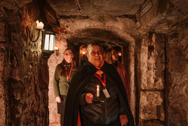 Edinburgh Haunted Vaults Tour: Ghosts & History Unearthed