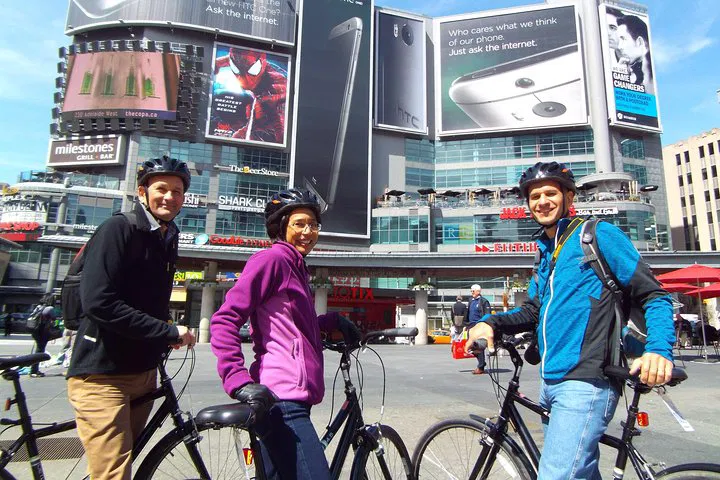 Discover Toronto's Hidden Gems: An Unforgettable Bike Tour Adventure!