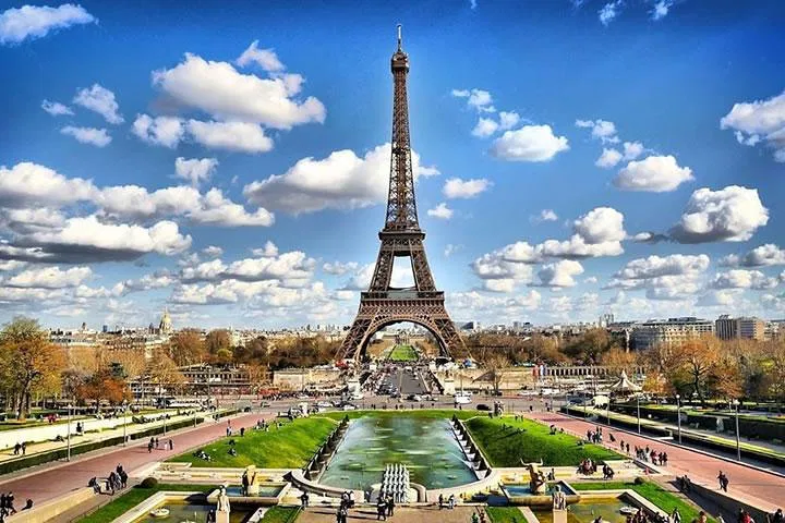 Stress-Free Paris Arrival: Private Transfer from Orly Airport