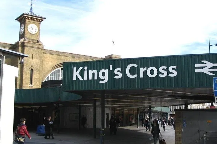 Stress-Free London Arrival: Private Heathrow Transfers to City Hubs