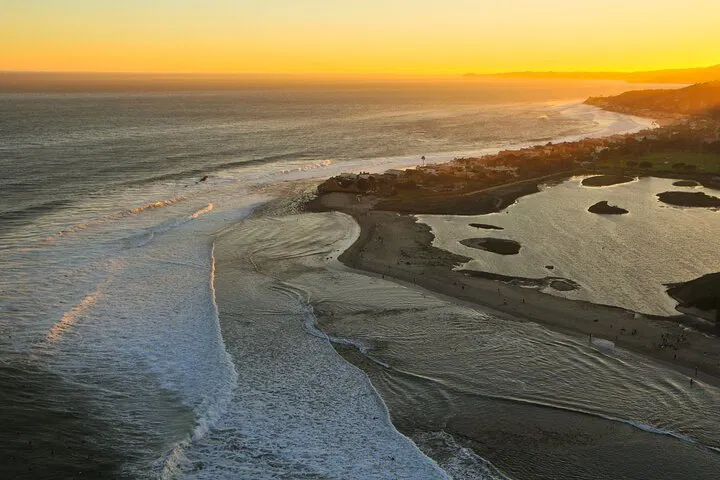 Soar Above: Grand Los Angeles Helicopter Tour - Unforgettable 65-Minute Aerial Adventure