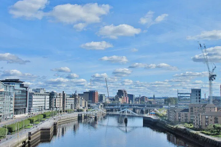 Glasgow City Tour: Discover Scotland's Cultural Hub in Style